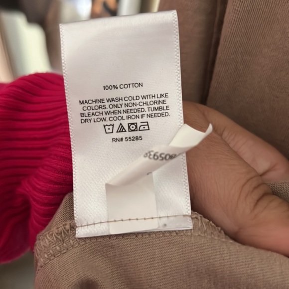 Tan dress with shoulder pads - Picture 6 of 6